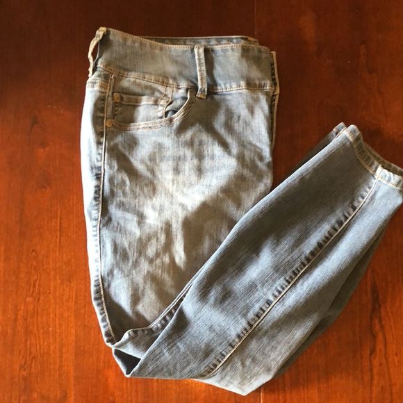 Torrid Size 20 shortJeans Women Premium 3 Button Medium Wash Jegging Skinny Fit - Picture 3 of 16